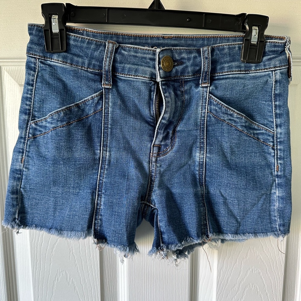 AE shorts